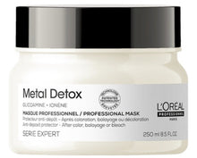 Cargar imagen en el visor de la galería, Pack metal detox Loreal para cabellos decolorados y tinturados
